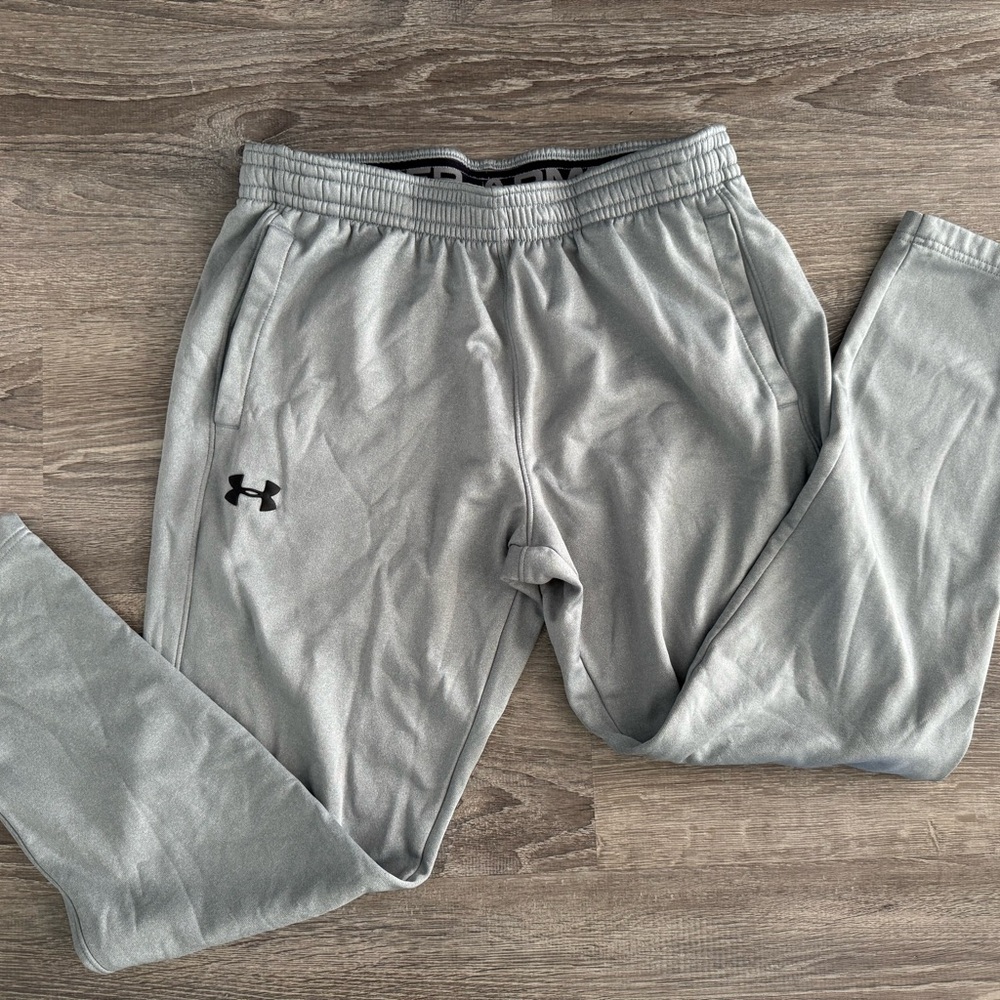 Under Armour Light Gray Athletic Pants